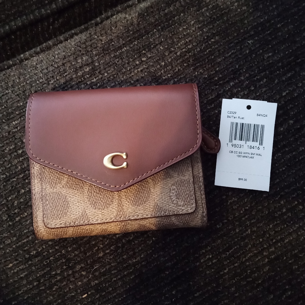 New coach wallet